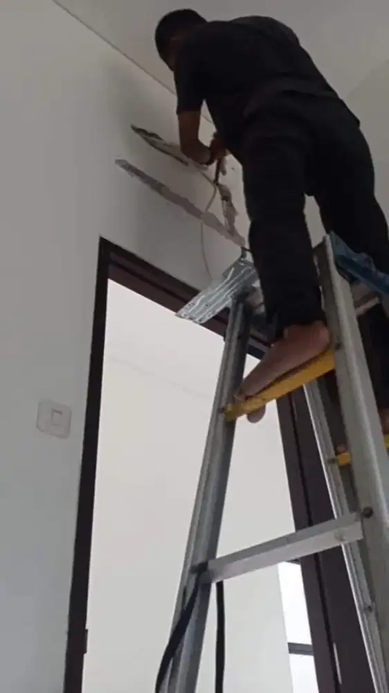 CUCI AC BONGKAR PASANG AC SERVICE AC