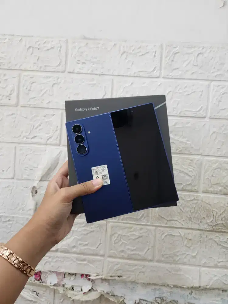 Samsung Z Fold 7 256Gb Perfect- Grs resmi 4 bln #Relax