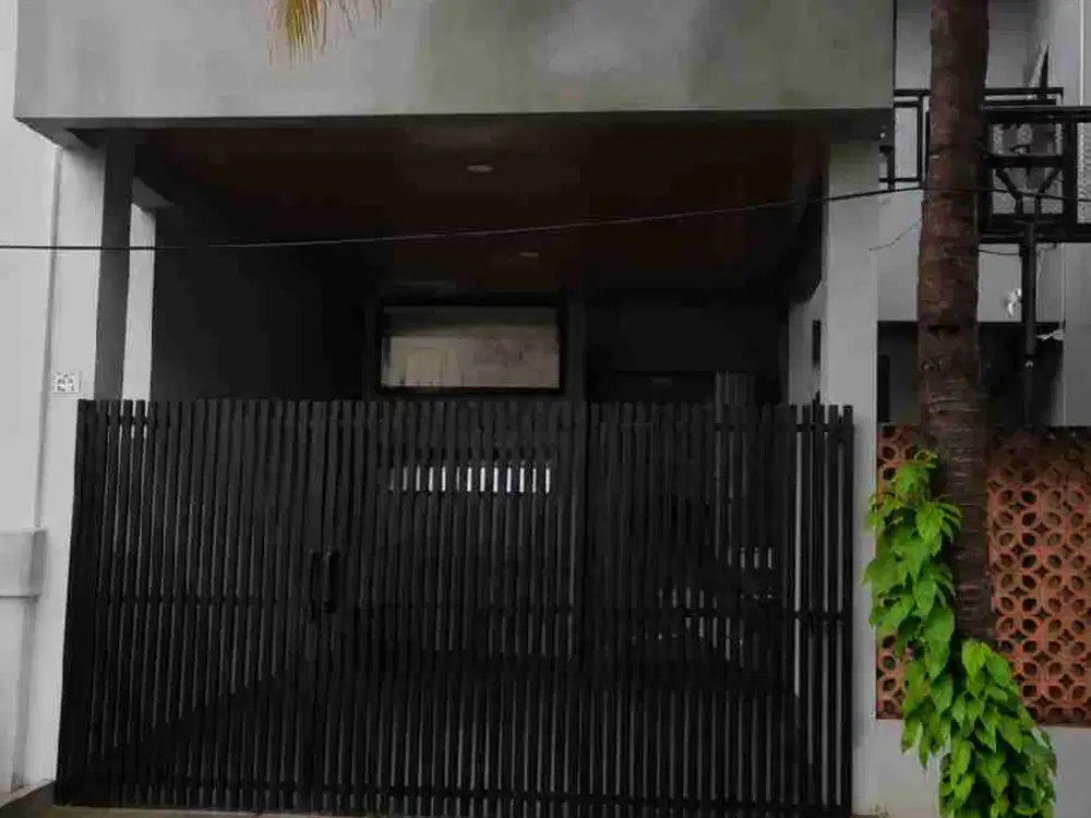 Dijual Rumah Rapih Siap Huni Di Villa Melati Mas BSD Kamar 4