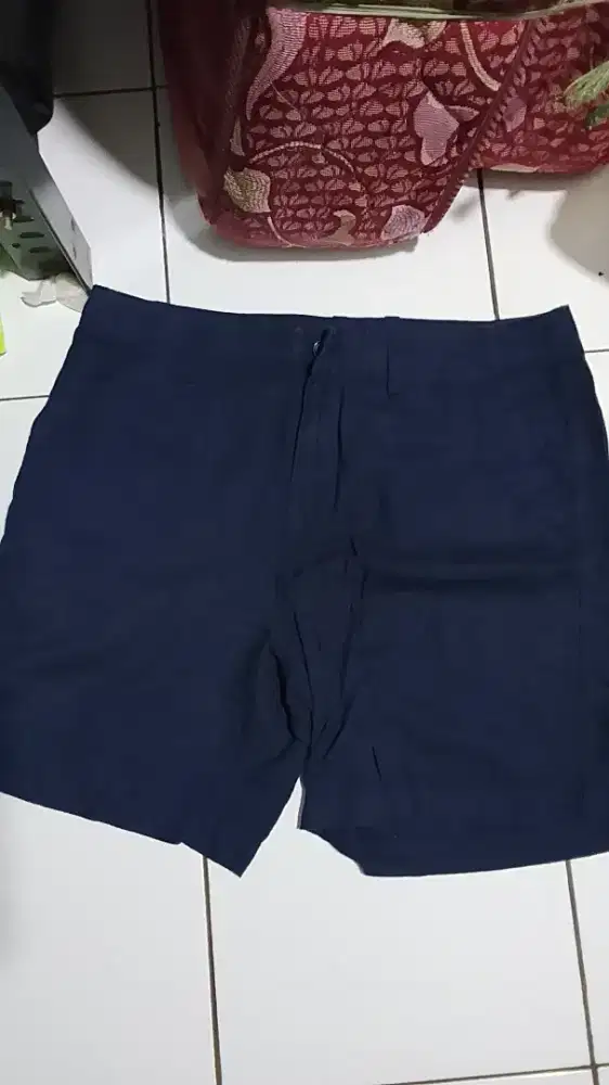 Lucky brand size 33,kondisi baru,jual 100k