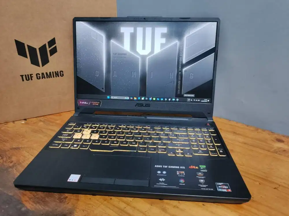 TUF FA506NCR Ryzen 7 7435HS 16/512GB RTX 3050 4GB Garansi Nov 2026
