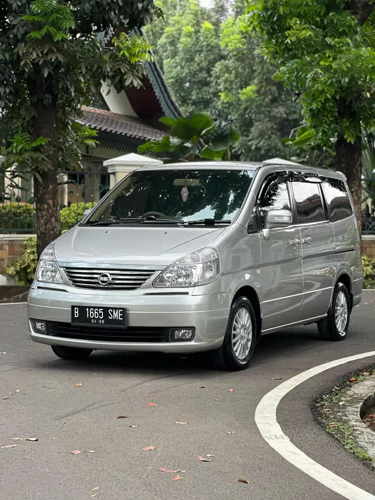Nissan Serena 2010 Bensin