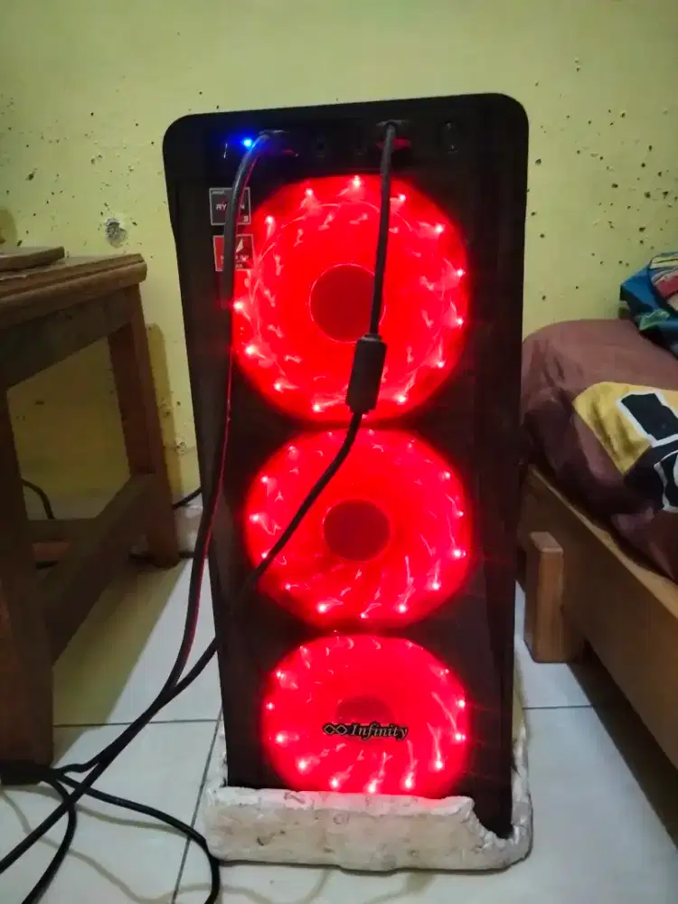 Dijual pc only ( rakitan)