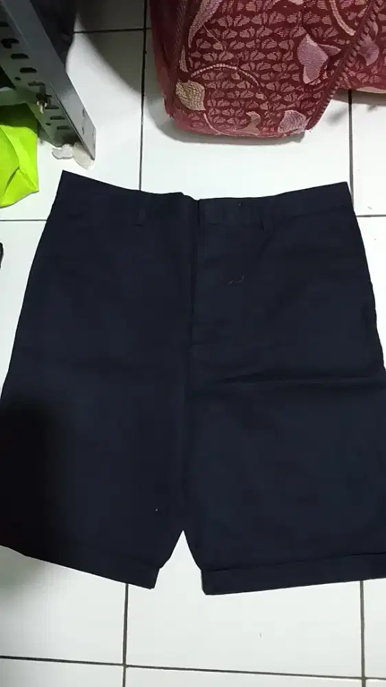 Cos size 34,kondisi baru,jual 100k