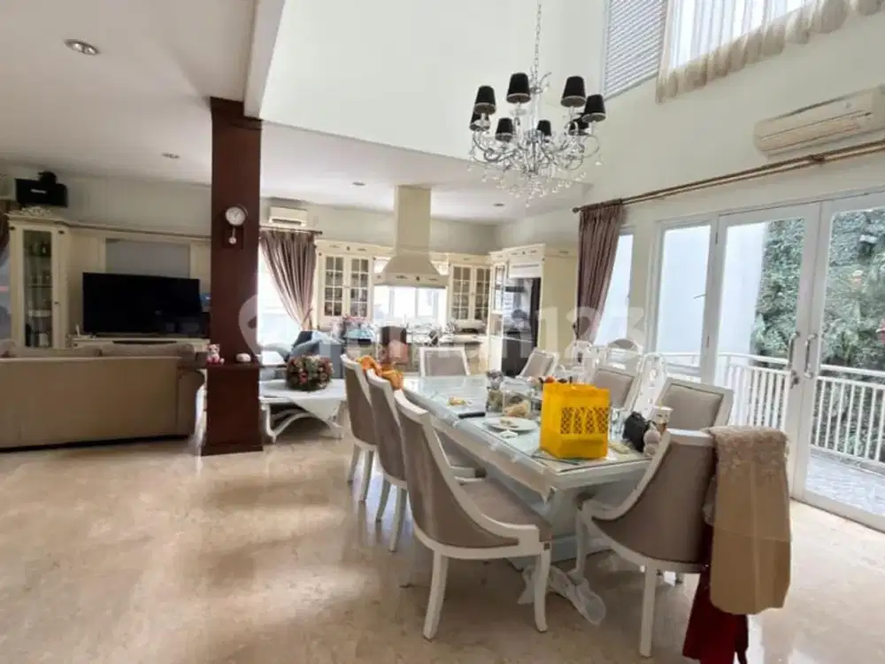 Dijual Rumah Cantik Dekat MRT Lebak Bulus Siap Huni dan Bebas Banjir