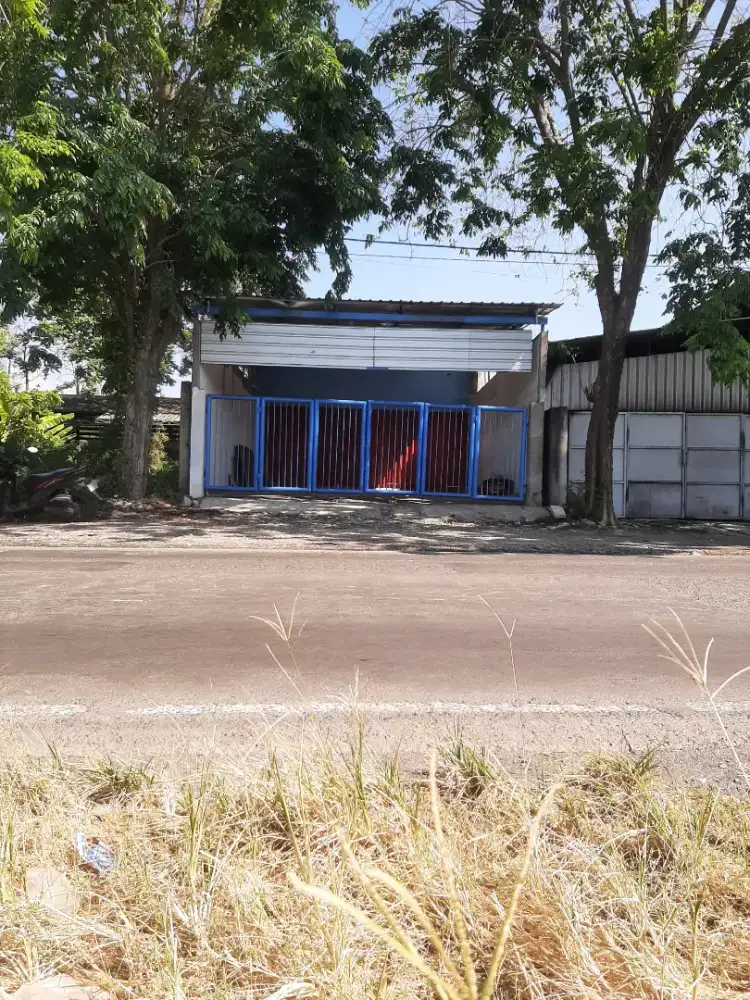 Dijual Gudang Nol jalan raya