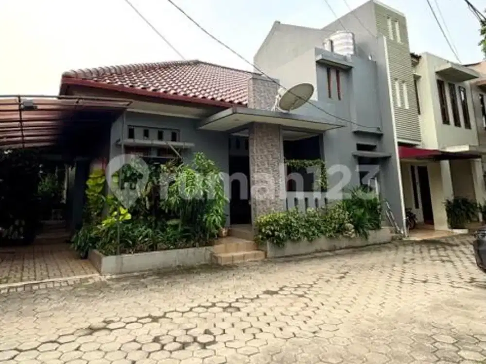 Rumah Siap Huni Harga Dibawah Pasaran1.5 Lt Terawat Hoek Dalam Mini Compound Di Tanah Kusir Jakarta Selatan