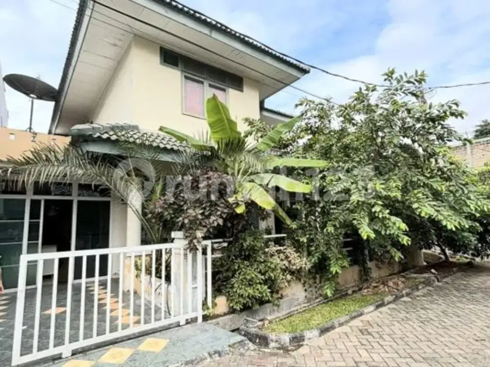 Rumah 2Lt Hoek Dlm Cluster di Sektor 9 Bintaro Jaya Bu