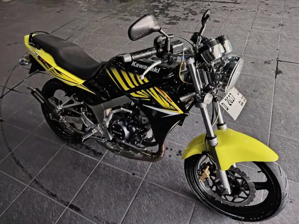 Kawasaki ninja R