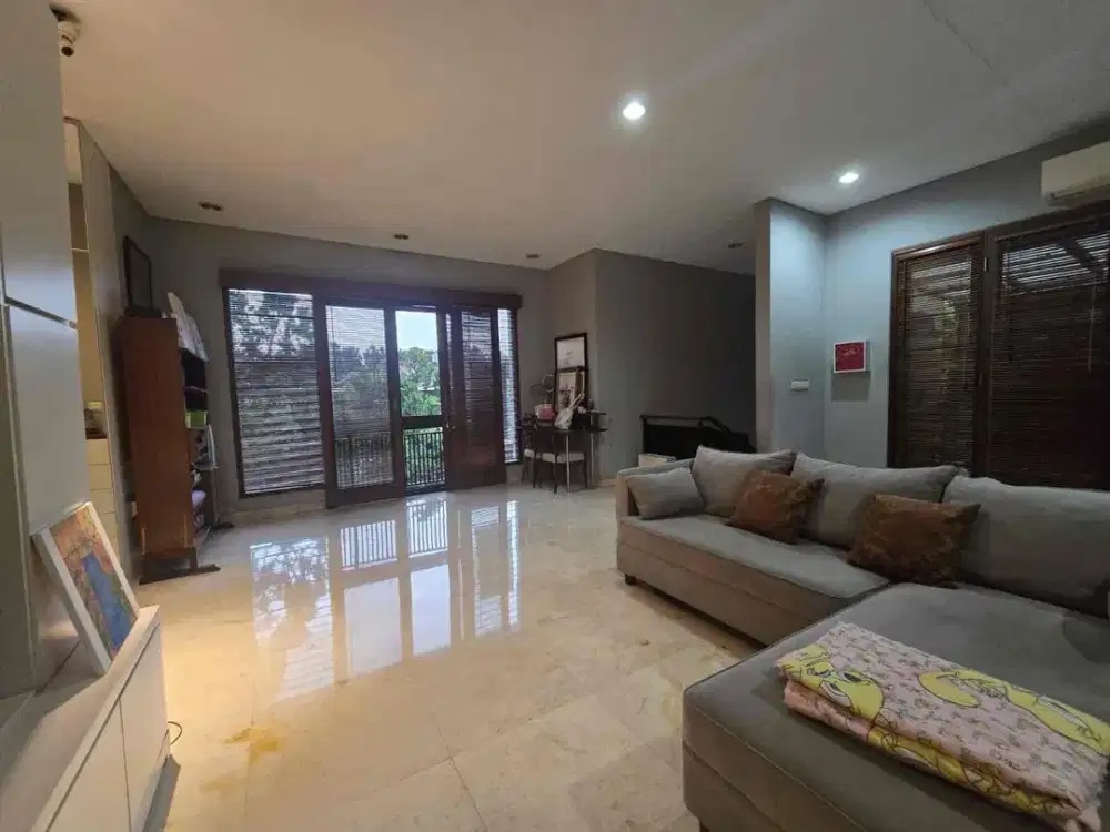 Rumah Luas Dalam Cluster Premium di Jl. Wahid Hasyim Bintaro Jaya Sektor 7