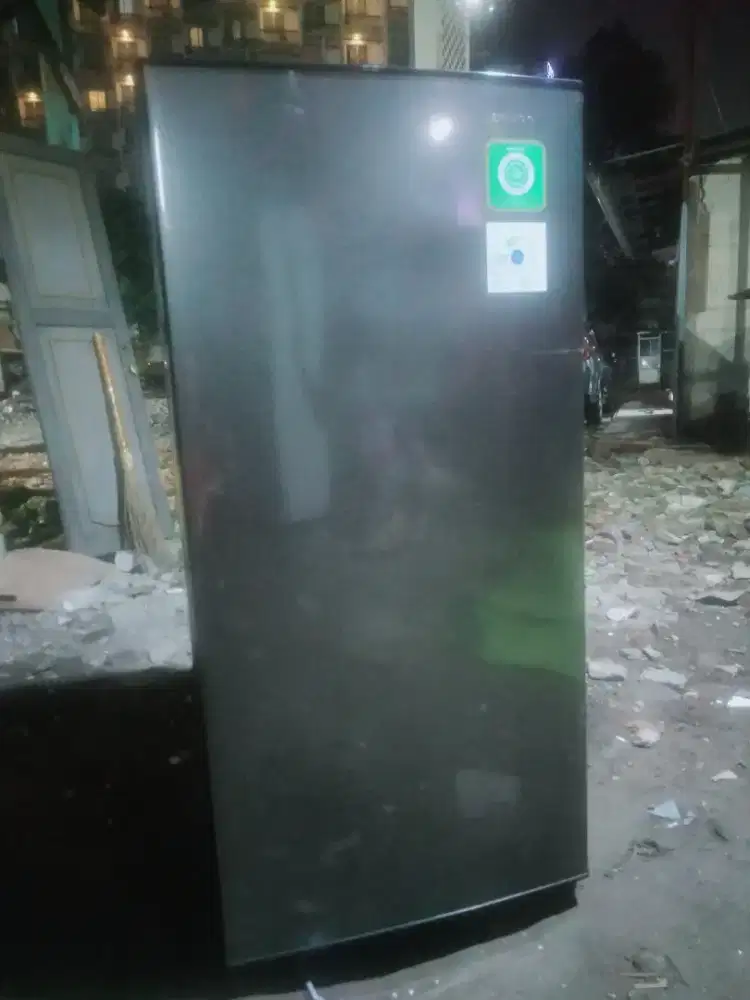 Kulkas 1 pintu SHARP