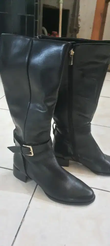 Sepatu boots wanita wittners