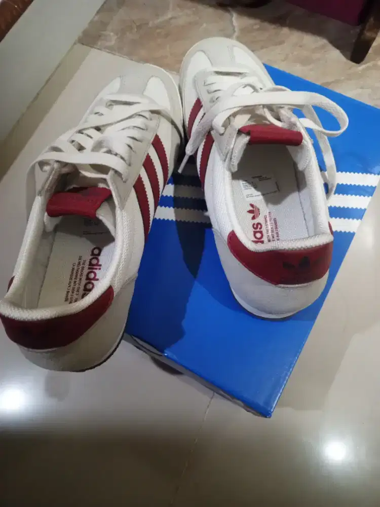 Sepatu adidas ori lifestyle R71
