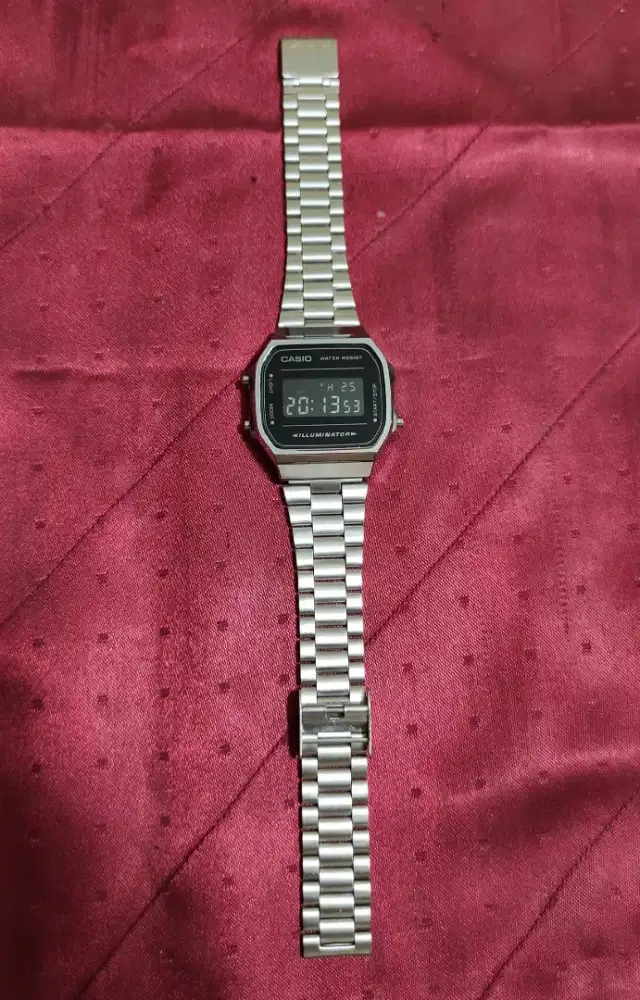 Jam Tangan Casio A168 Digital Silver Dial Hitam