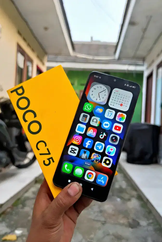Poco c75 mulus like new siap pakai 8+8/256gb