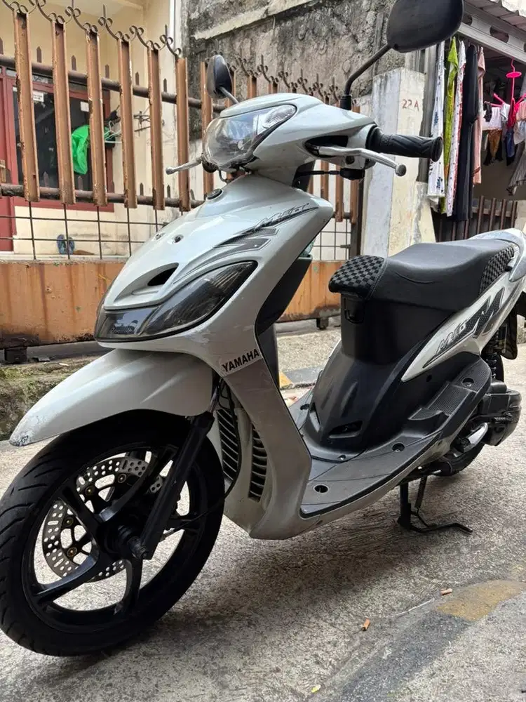 Dijual motor mio 2009