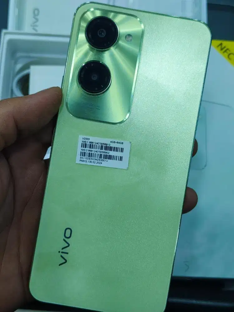 vivo y18 4/64 fullset