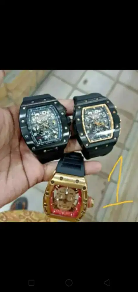 Di jual semua macam  jam tangan mesin otomatis dan LKP