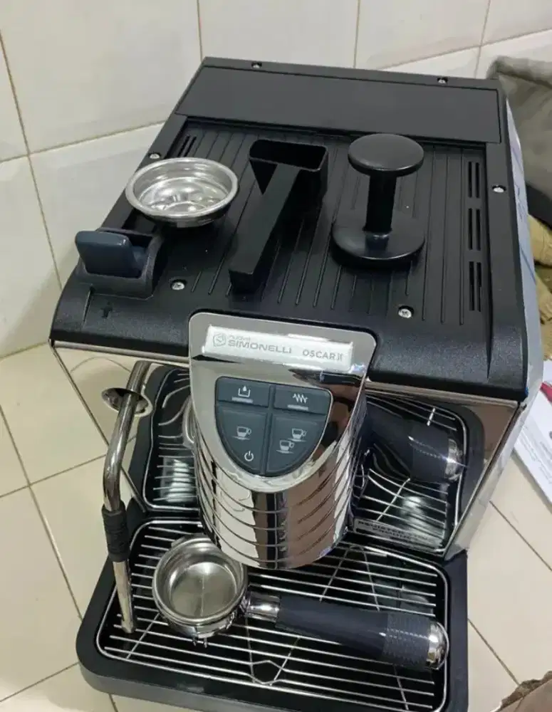 Simonelli oscar 2 like new.belum lama beli