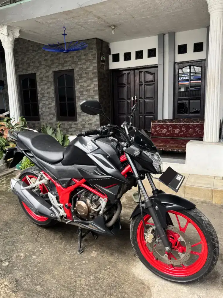 jual motor honda CB 150R