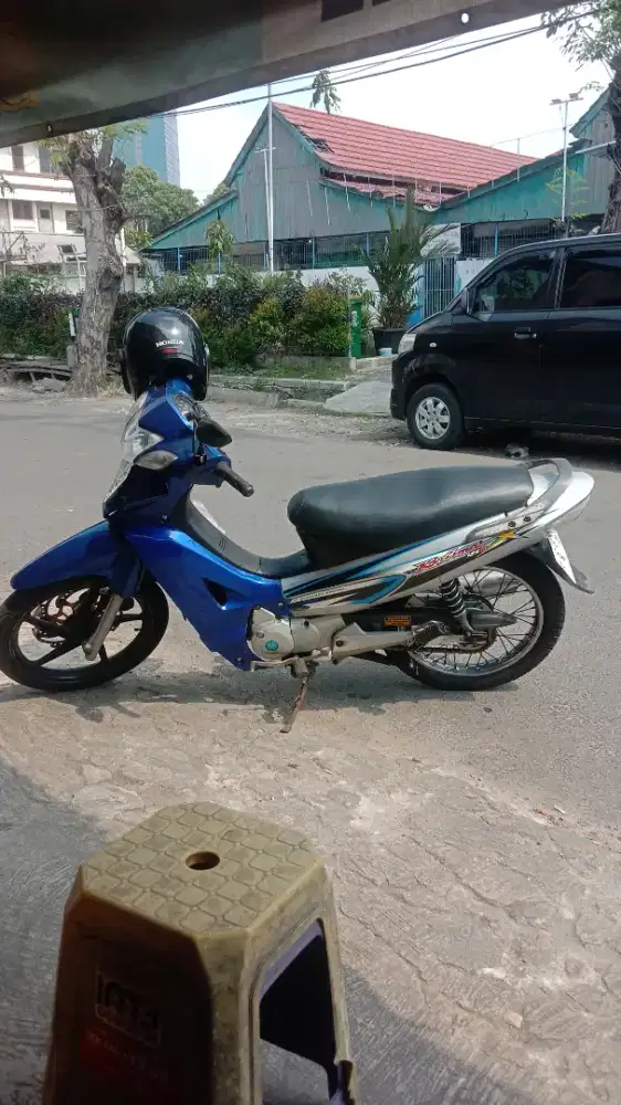 Jual motor Honda kharisma