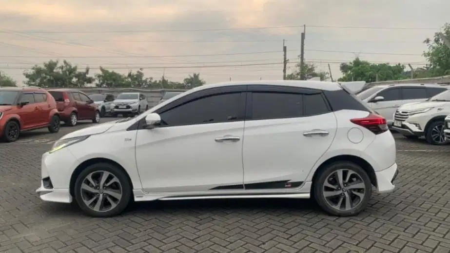 promo Spesial Kredit Toyota Yaris AT 2021 KZD