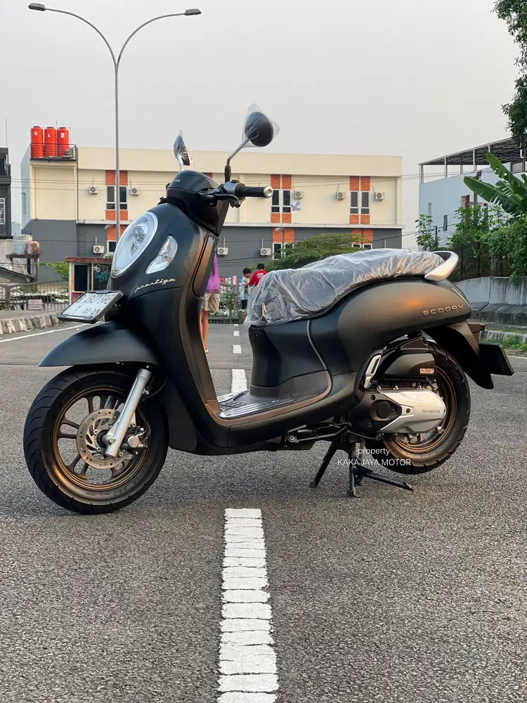 New SCOOPY PRESTIGE 2024 Barang Bagus