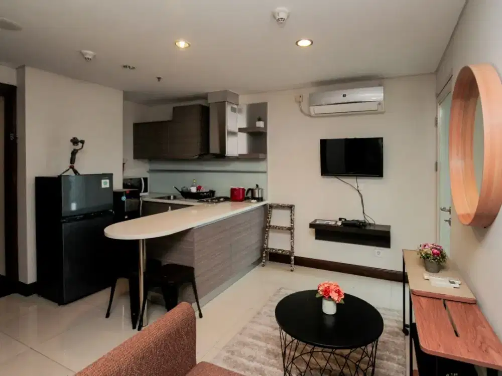 Apartemen 2BR Furnished Strategis di El Royale Bandung