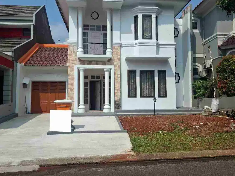 DISEWAKAN RUMAH DI LEGENDA WISATA CIBUBUR
