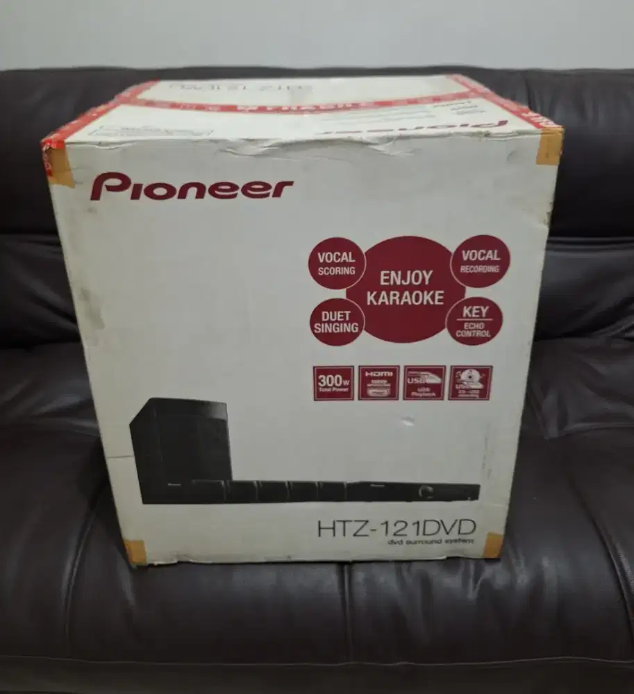 Home Theater set (masih komplit)