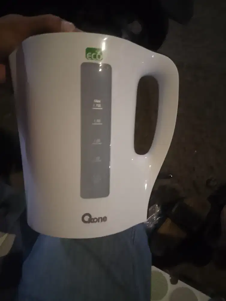 pemanas air oxsone masih baru dus ada 800 watt harga nego ajuin. ajah