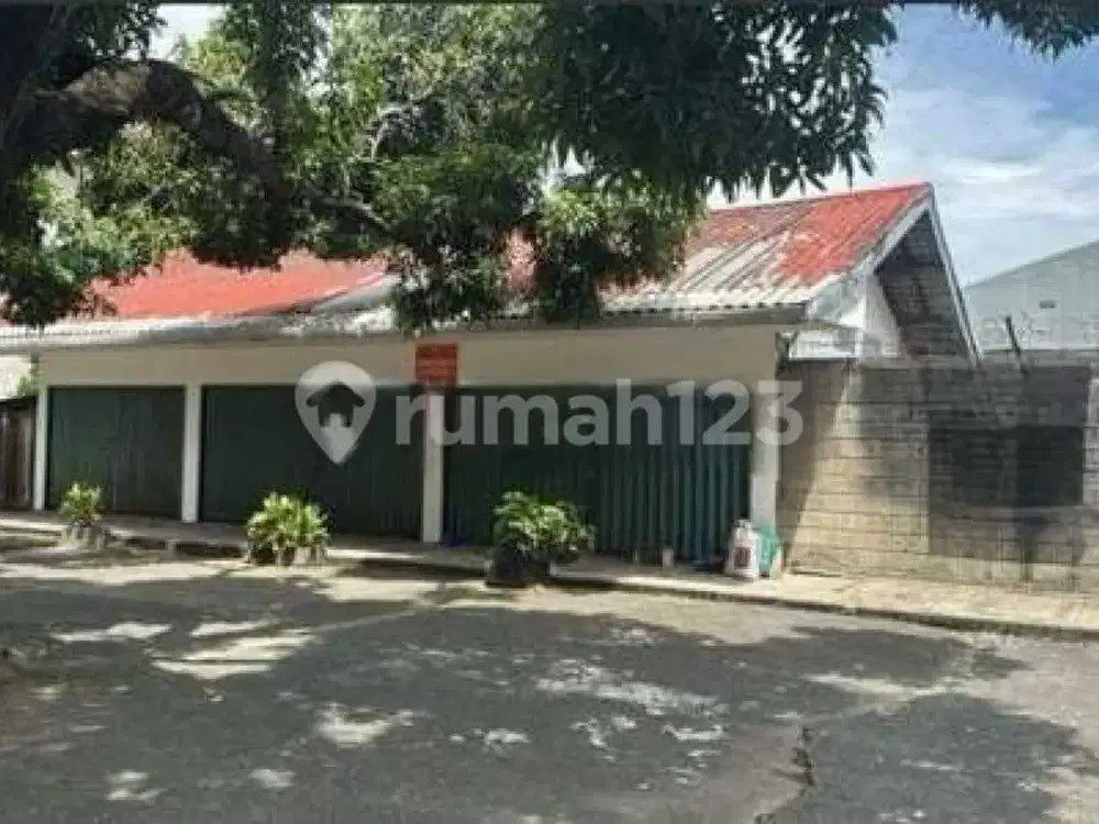 Kavling Siap Bangun Cocok untuk Usaha di Pinggir Jalan Kebayoran Lama