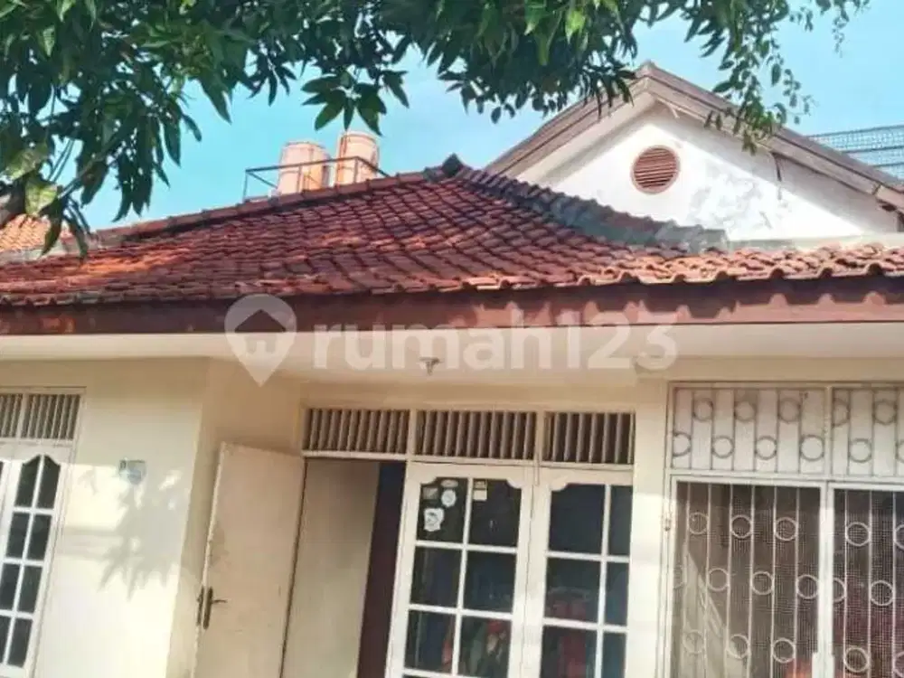 Rumah 2 Lantai Siap Huni Dekat Akses Toll di Ciledug Tangerang