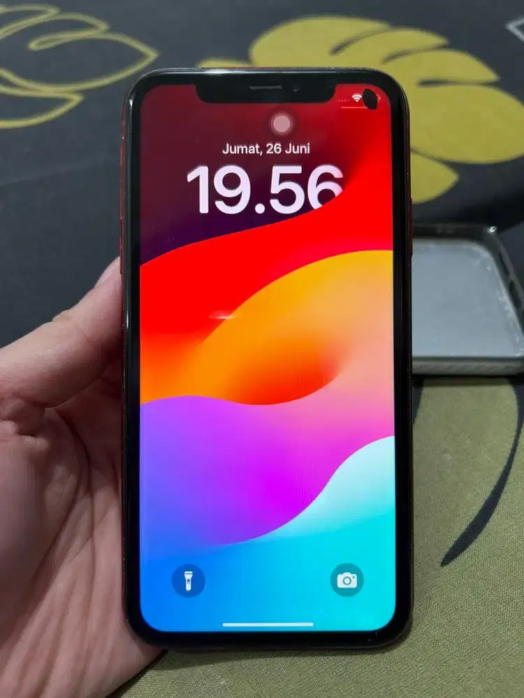 iPhone XR red 64gb