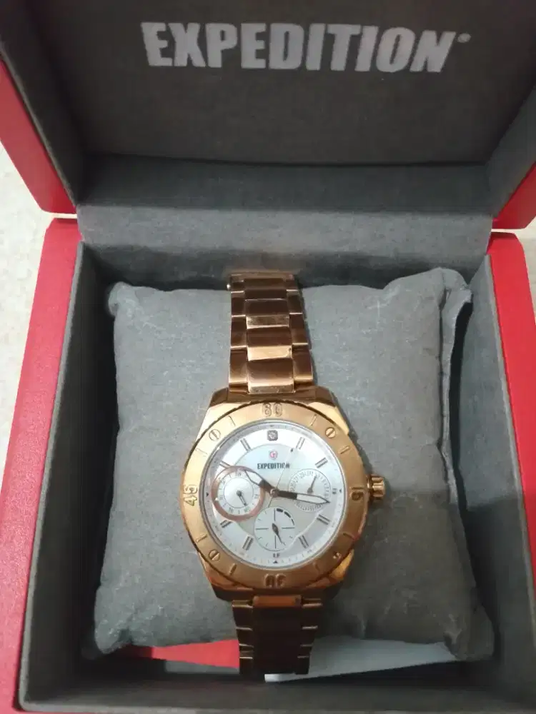 Jam tangan Expedition E6759B