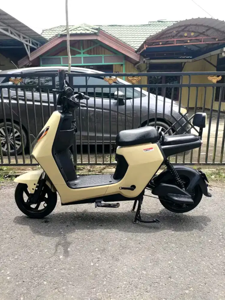 Jual aja nih Uwinfly D60
