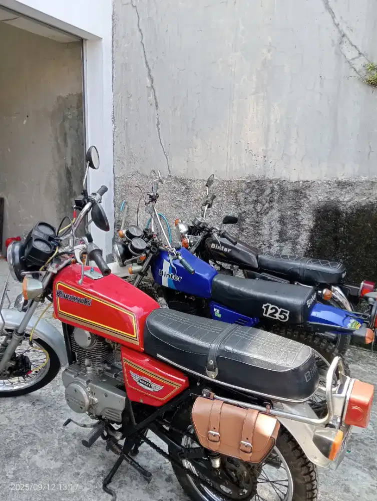 Kawasaki Binter KE 125