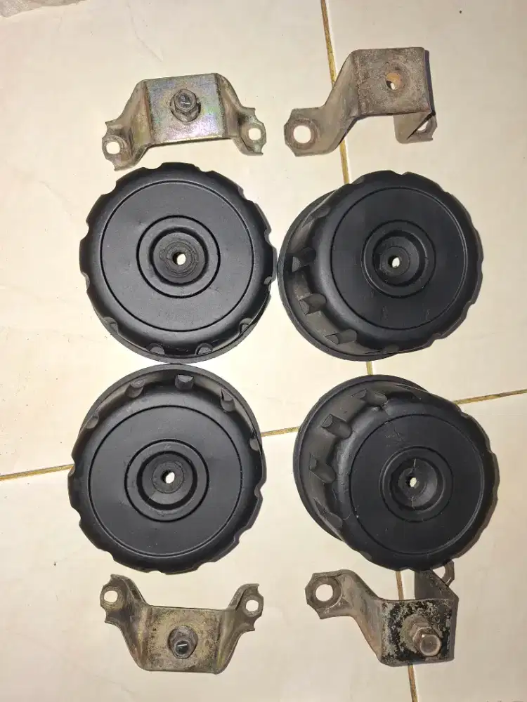 Dop roda/velg suzuki jimny Katana