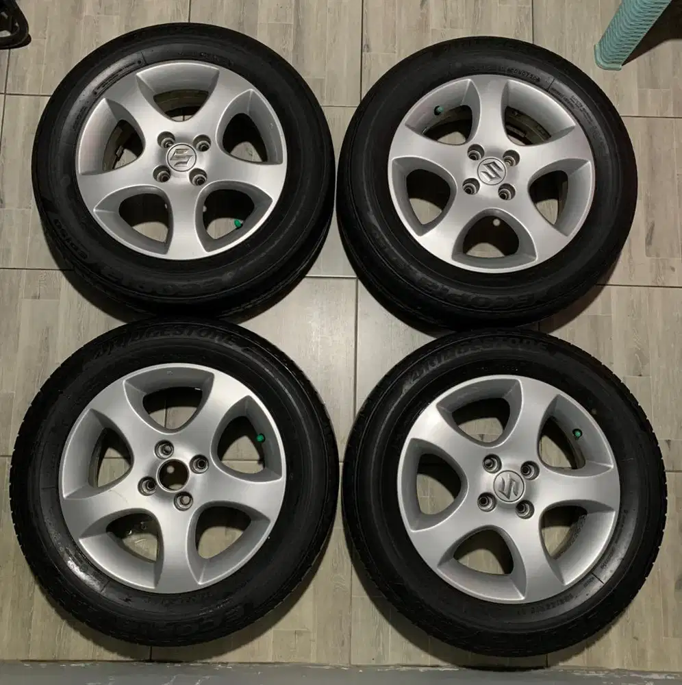 VeLg+ban oem SWIFT R15