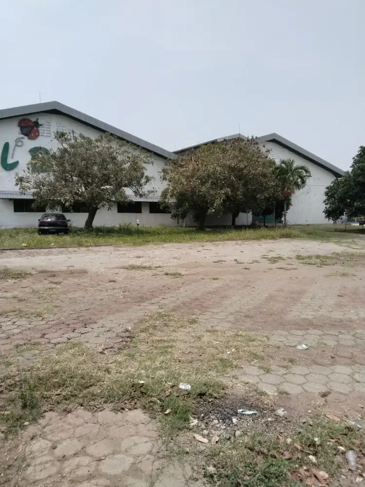 Gudang pacet zona bekas pabrik gitar izin industri aktif