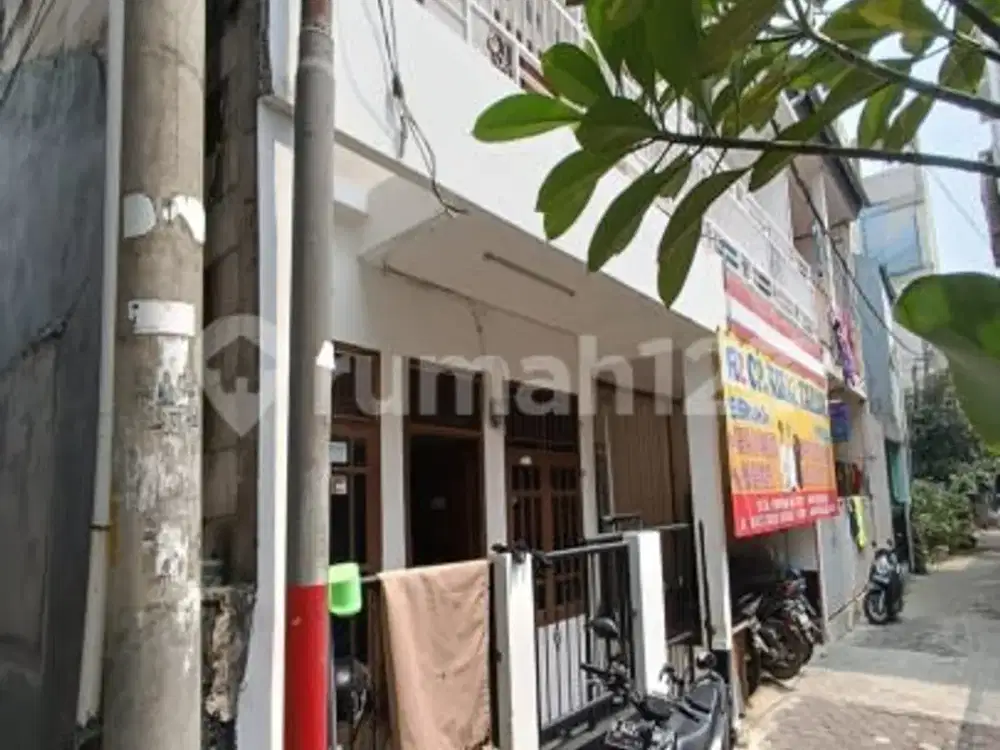 Dijual Cepat Murah Rumah Bagus Semi Furnished SHM - Sertifikat Hak Milik di Cinere Depok, Cinere
