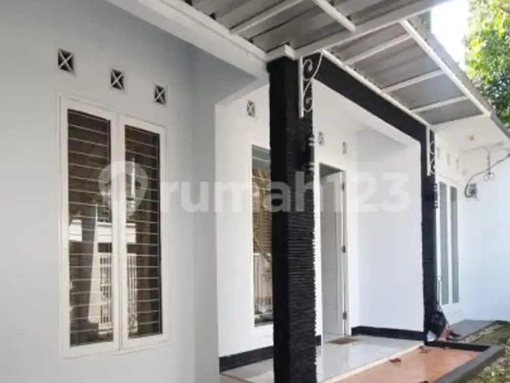 Rumah Bagus SHM - Sertifikat Hak Milik Dalam Cluster Bintaro Tangerang Selatan Unfurnished