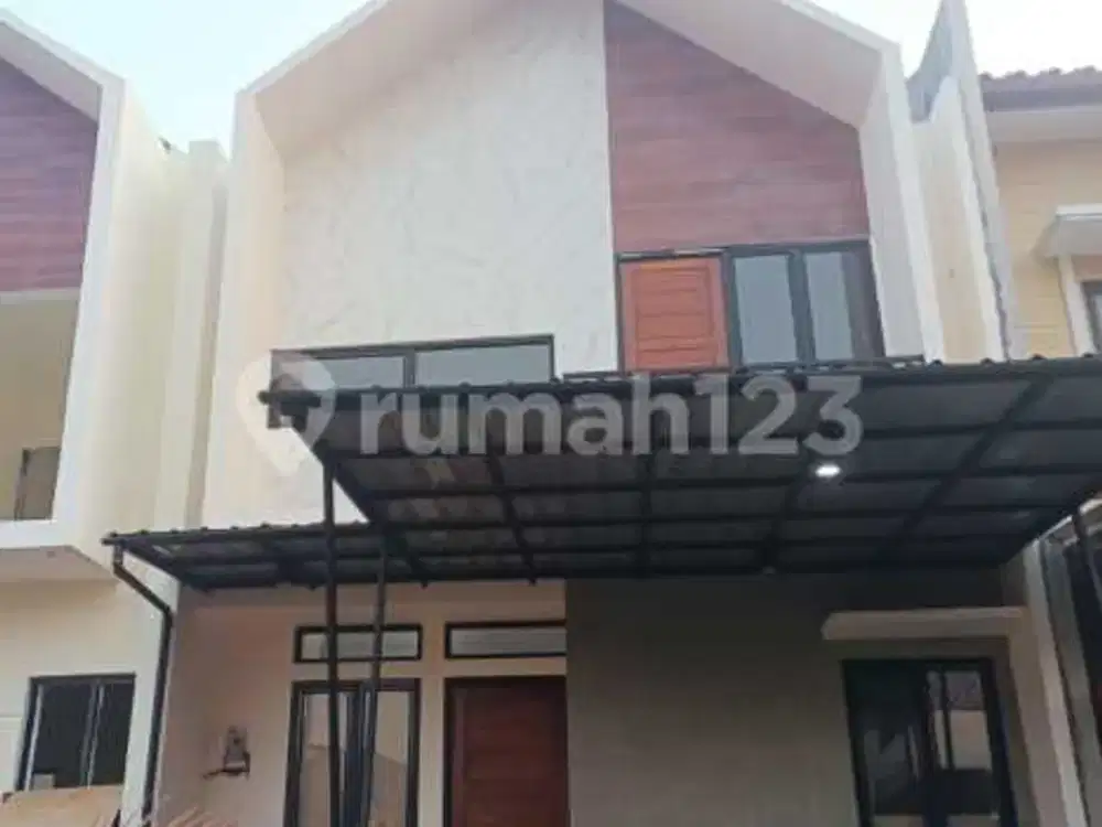 Rumah 2 Lantai Baru Unfurnished SHM di Bsd Tangerang Selatan, Tangerang