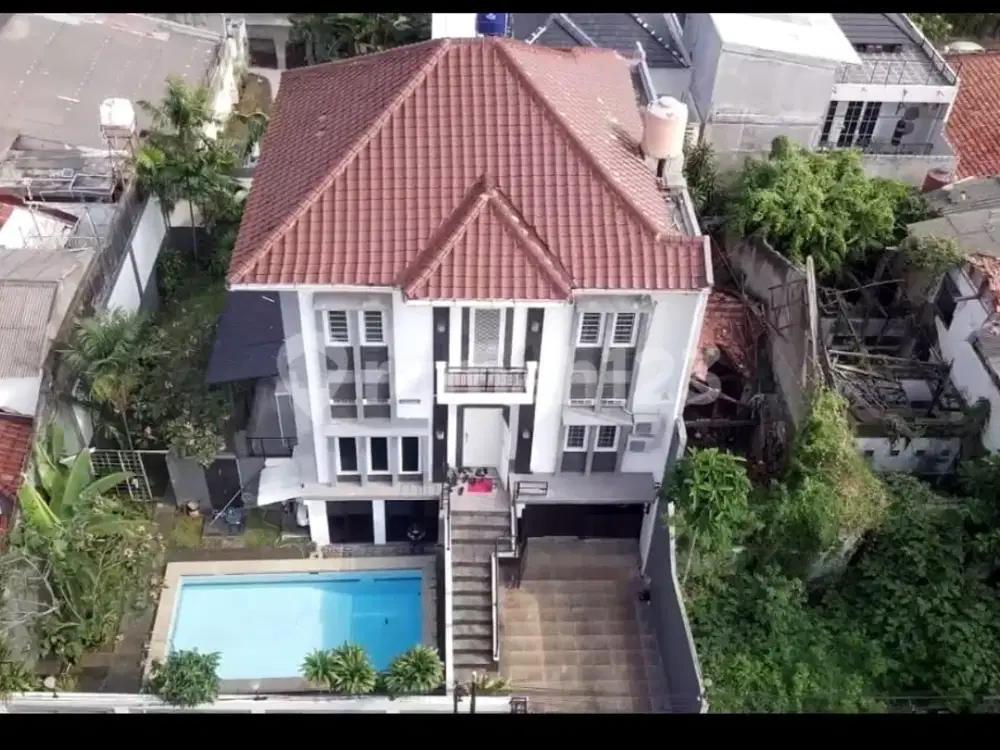 Dijual Rumah Baru Di Kemang Ada Kolam Renang 3 Lantai Semi Furnished Shm - Sertifikat Hak Milik Di Bangka Kemang Jakarta Selatan, Bangka