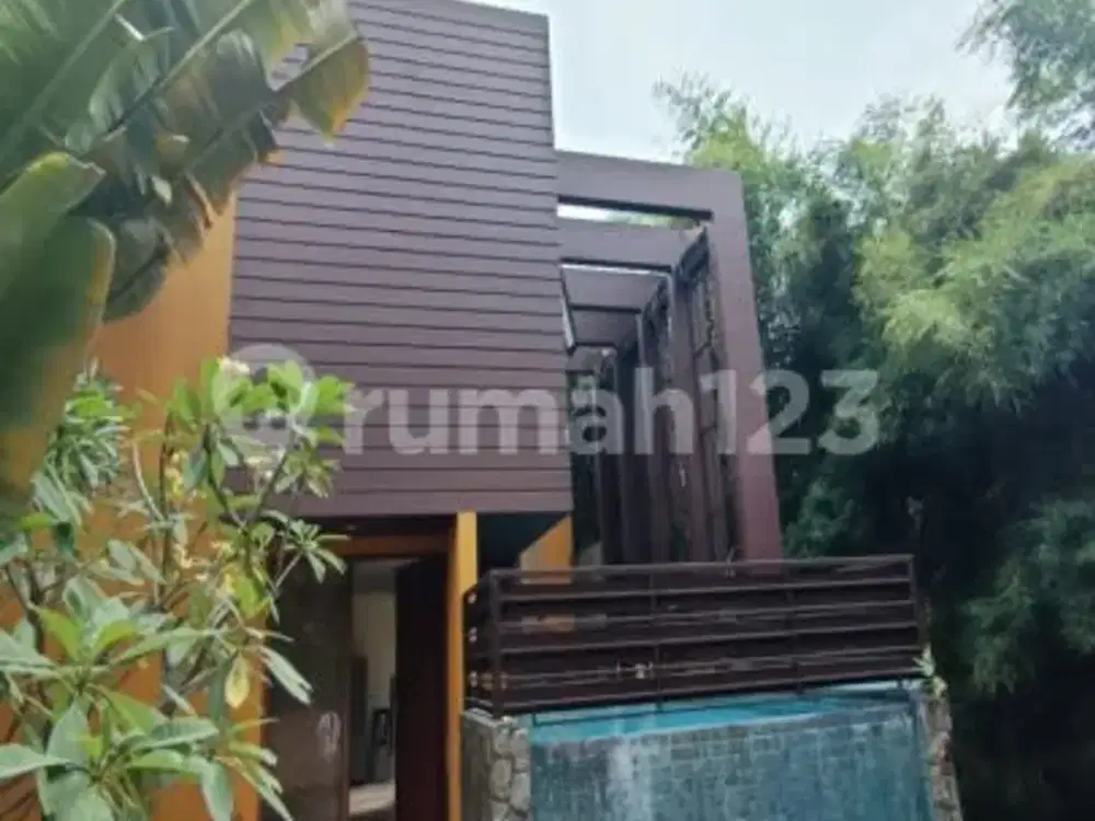 Dijual Rumah Lokasi Strategis Dekat Sekolahan Dan Rumah Sakit Unfurnished Bagus SHM - Sertifikat Hak Milik di Kemang Selatan Jakarta Selatan, Kemang