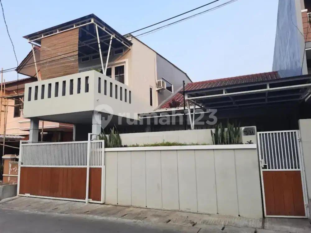 Dijual Rumah Nyaman Dan Bagus Dekat Mesjid , Pintu Tol Dan Sekolah.Lokasi Meruya Utara Jakarta Barat