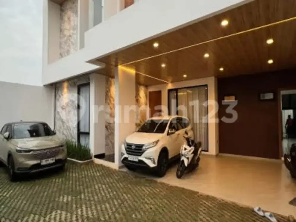 Rumah Mewah Semi Furnished Bagus SHM - Sertifikat Hak Milik di Cirendeu Tangerang Selatan, Cirendeu