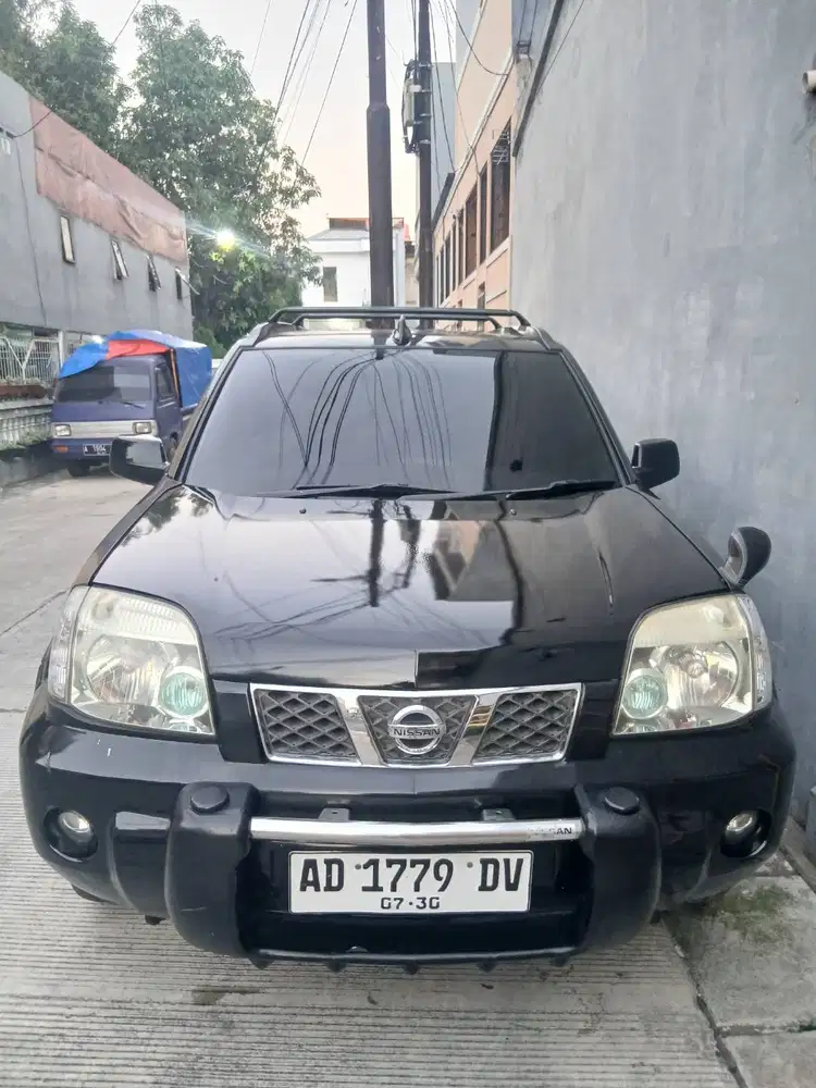 DIJUAL XTRAIL T30 2.5 TAHUN 2007