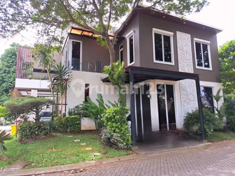 Rumah Secondary Posisi Hook Semi Furnished, Renovasi