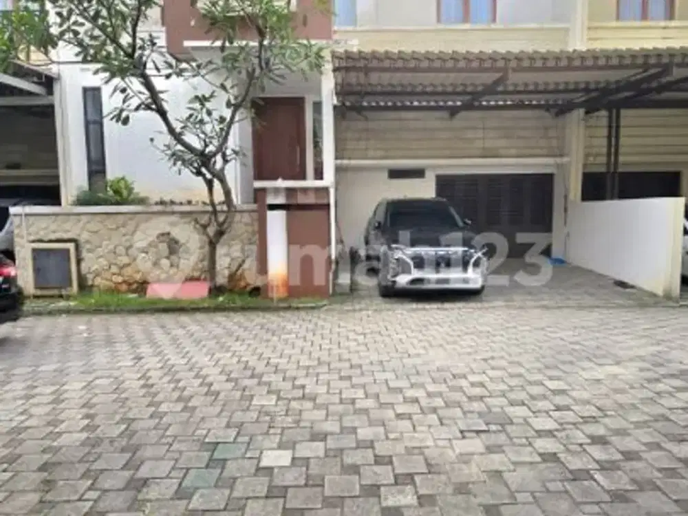 Rumah Strategisdalam Cluster Pejaten Jak Sel